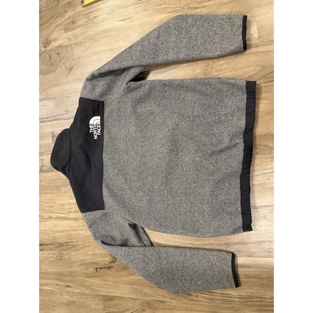 The North Face Boys Medium Gray Black Denali Fleece Full Zip Jacket Coat L